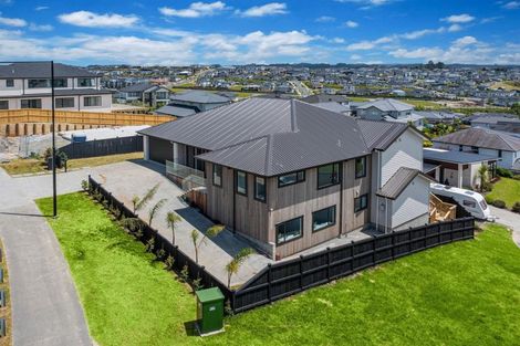 Photo of property in 50 Wainui Road, Silverdale, 0932