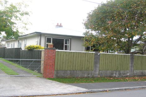 Photo of property in 20 Fairfield Avenue, Fairfield, Lower Hutt, 5011