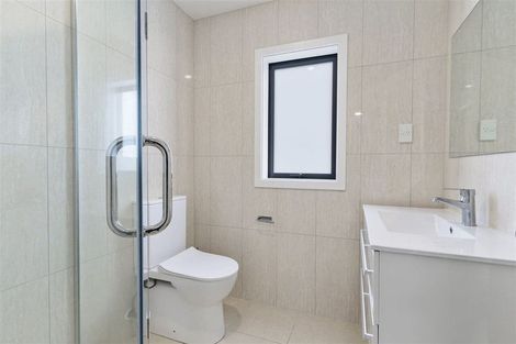 Photo of property in 11a Kirikiri Drive, Papakura, 2110