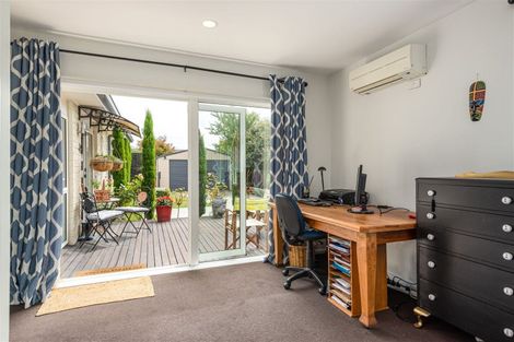 Photo of property in 63 Grahams Road, Burnside, Christchurch, 8041