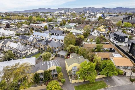 Photo of property in 2/28 Derby Street, St Albans, Christchurch, 8014