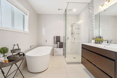 Photo of property in 66 Sandstone Road, Whitford, Manurewa, 2576