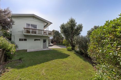 Photo of property in 3 Miro Road, Raumati South, Paraparaumu, 5032