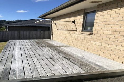 Photo of property in 108 Tapu Road, Huapai, Kumeu, 0810