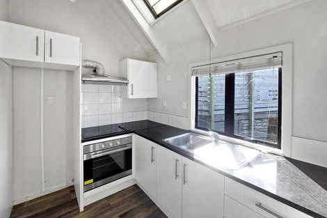 Photo of property in 13 Lincoln Road, Manurewa East, Auckland, 2102