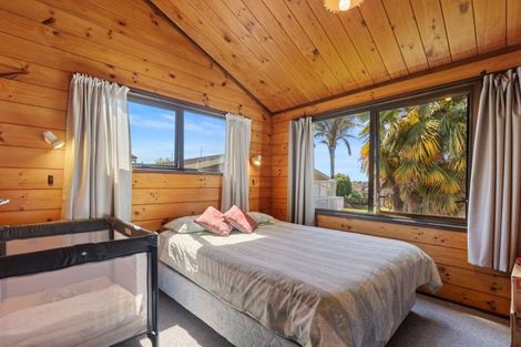 Photo of property in 38 Endeavour Avenue, Welcome Bay, Tauranga, 3112