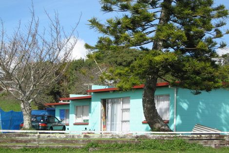 Photo of property in 3 Victoria Street, Waitara, 4320