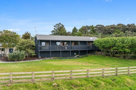 Photo of property in 181 Govan Wilson Road, Whangaripo, Warkworth, 0985