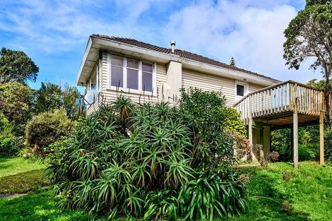 Photo of property in 13 Pukerua Beach Road, Pukerua Bay, 5026