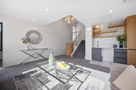 Photo of property in 8 Mill Hill Close, Flat Bush, 2019