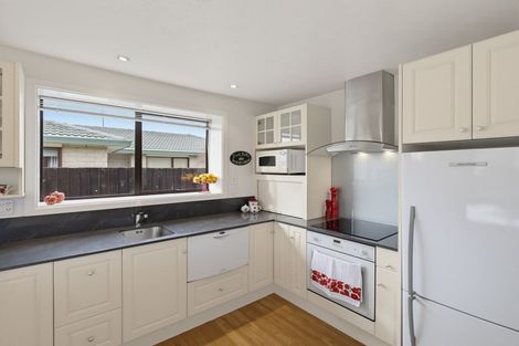 Photo of property in 69 Sarabande Avenue, Redwood, Christchurch, 8051