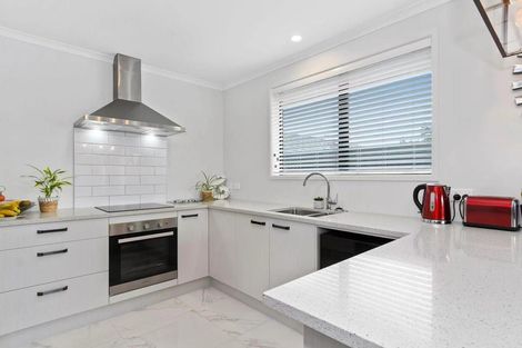 Photo of property in 21 Taffe Crescent, Pyes Pa, Tauranga, 3112