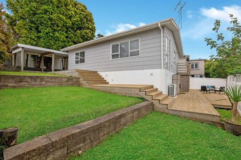 Photo of property in 2/181 Rangatira Road, Beach Haven, Auckland, 0626