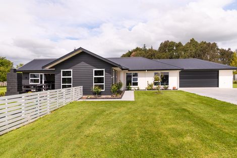 Photo of property in 733 Stoney Creek Road, Bunnythorpe, Palmerston North, 4470