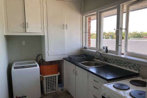 Photo of property in 1/19 Newbridge Place, Ilam, Christchurch, 8041