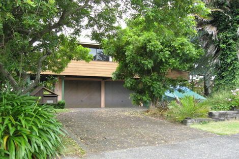 Photo of property in 27 Andes Avenue, Mangere Bridge, Auckland, 2022