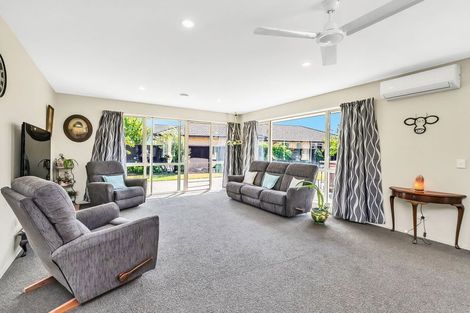 Photo of property in 1 Greenan Place, Doyleston, 7683