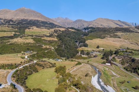 Photo of property in 54 Xenicus Rise, Glenorchy, 9372