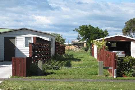 Photo of property in 64 Anzac Street, Gisborne, 4010