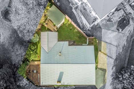 Photo of property in 2/27 Elliott Avenue, Bayview, Auckland, 0629