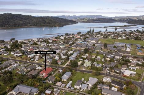 Photo of property in 15 White Street, Whitianga, 3510