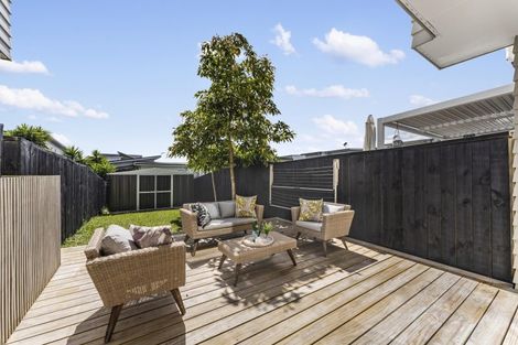 Photo of property in 6 Touhou Road, Hobsonville, Auckland, 0616