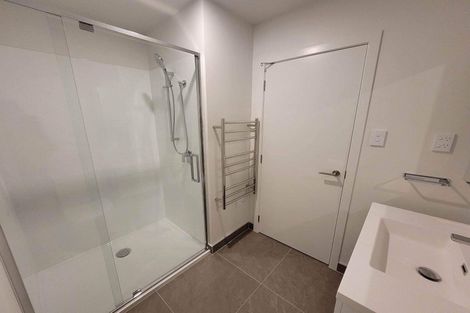 Photo of property in 12 Whakahui Lane, Mangere Bridge, Auckland, 2022