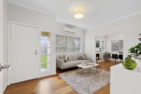 Photo of property in 1/10 Don Street, Papakura, 2110