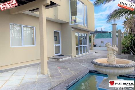 Photo of property in 1/59 Beach Road, Castor Bay, Auckland, 0620