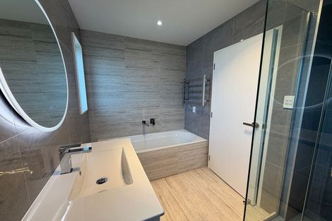 Photo of property in 8 Foxlaw Street, Randwick Park, Auckland, 2105