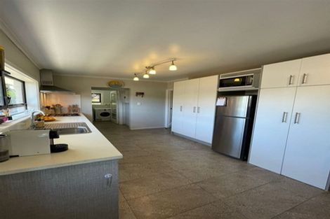 Photo of property in 18 Rollerson Street, Papakura, 2110