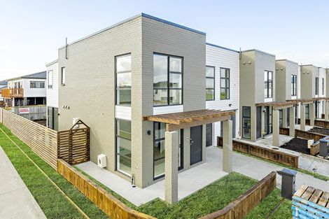 Photo of property in 13 Gum Spear Road, Takanini, 2112