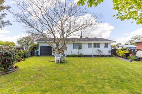 Photo of property in 2 Hornsby Street, Carterton, 5713