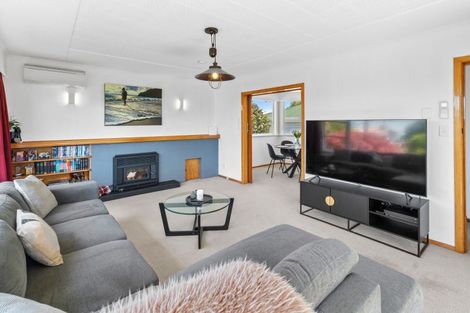 Photo of property in 43 Fergusson Street, Solway, Masterton, 5810