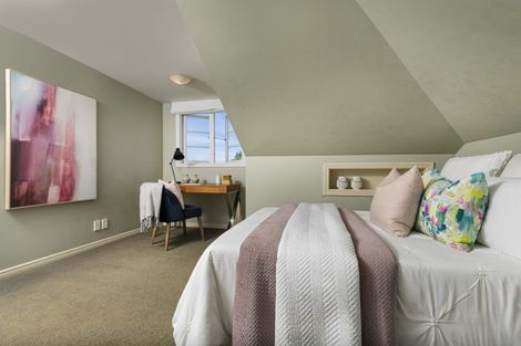 Photo of property in 31 Mozeley Avenue, Devonport, Auckland, 0624