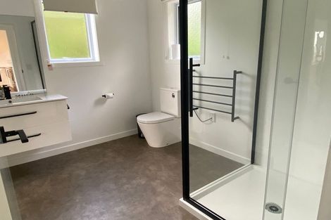 Photo of property in 35 Oram Drive, Turitea, Palmerston North, 4472