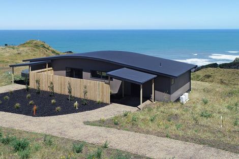 Photo of property in 685a Karioitahi Road, Lake Puketi, Waiuku, 2683