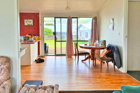 Photo of property in 43 King Street, Waitara, 4320