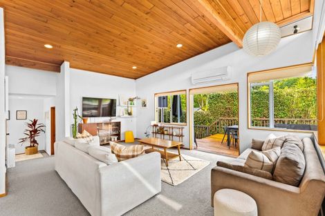 Photo of property in 190a Hutchinson Avenue, New Lynn, Auckland, 0600