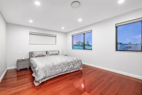 Photo of property in 13a Pomaria Road, Henderson, Auckland, 0610