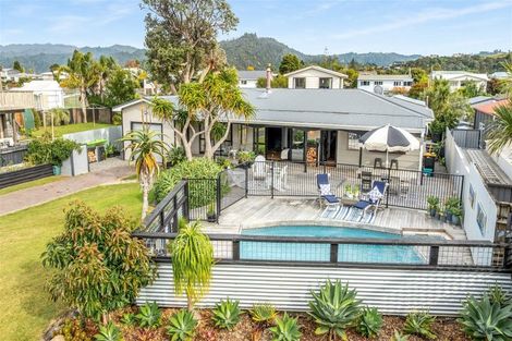 Photo of property in 36 Manaia Road, Tairua, 3508