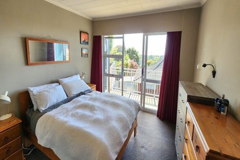 Photo of property in 5b Te Mara Place, Merrilands, New Plymouth, 4312