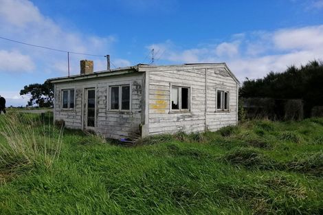 Photo of property in 112 Grove Burn Road, Tuatapere, 9691