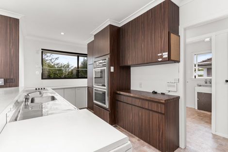 Photo of property in 10 Haslett Place, Upper Riccarton, Christchurch, 8041