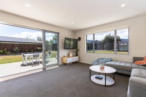 Photo of property in 3 Little Maude Drive, Lake Hawea, Wanaka, 9382