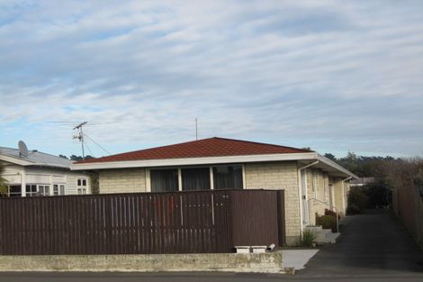 Photo of property in 1/66 Estuary Road, New Brighton, Christchurch, 8061