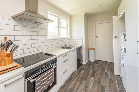 Photo of property in 90 Harper Street, Gonville, Whanganui, 4501