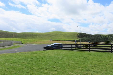 Photo of property in 2 Snapper Street, Baylys Beach, Dargaville, 0377