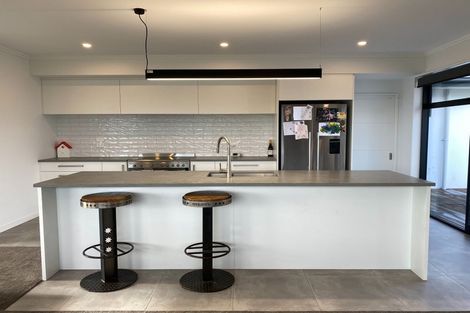 Photo of property in 192 Faringdon Boulevard, Rolleston, 7615