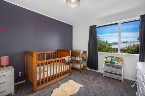 Photo of property in 3 Spey Place, Papakowhai, Porirua, 5024